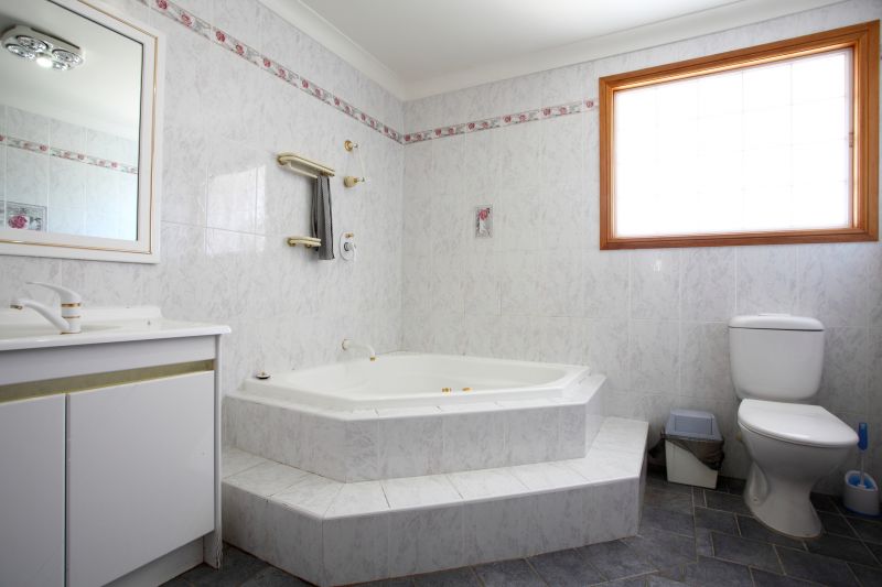 Top Bathtub Installation Companies in Wildwood, FL